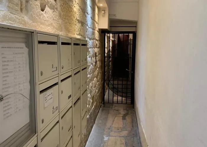 15 - Coco Chanel Montorgueil * Παρίσι